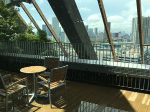 （豊洲　おすすめスポット）　「豊洲シビックセンター」　東京湾一望できる無料の展望フロア